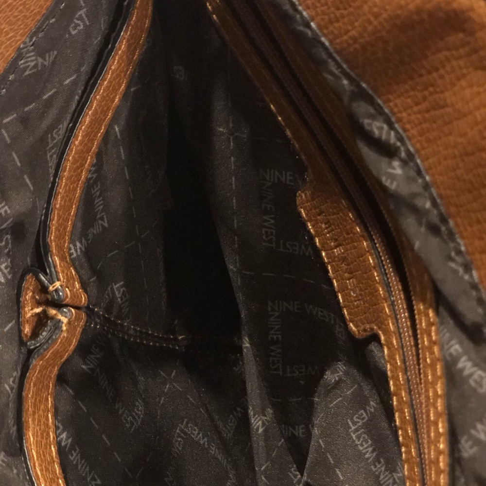 Nine West Crossbody Purse - Picture 8 of 10